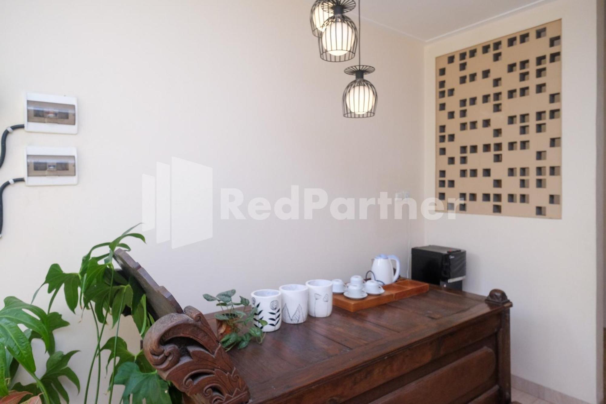 Ndliman House Near Ugm Jogja Mitra Reddoorz Hotell Kejayan Exteriör bild