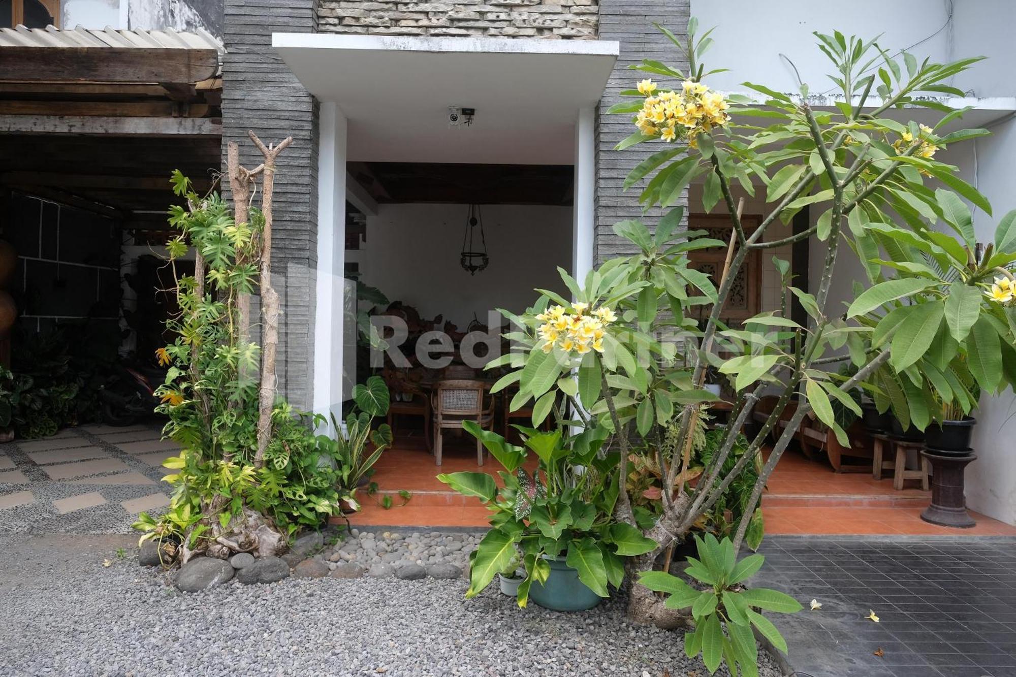 Ndliman House Near Ugm Jogja Mitra Reddoorz Hotell Kejayan Exteriör bild