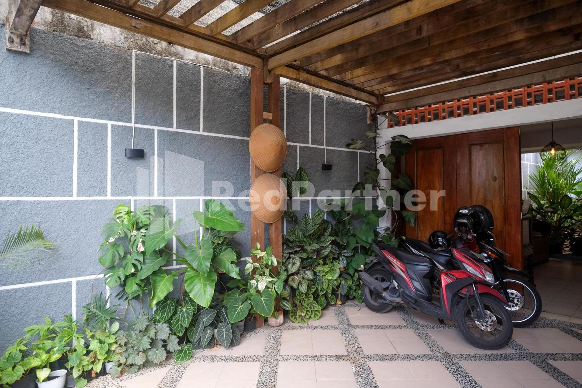 Ndliman House Near Ugm Jogja Mitra Reddoorz Hotell Kejayan Exteriör bild